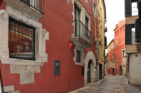 Отель Hotel Museu Llegendes de Girona  Жирона
